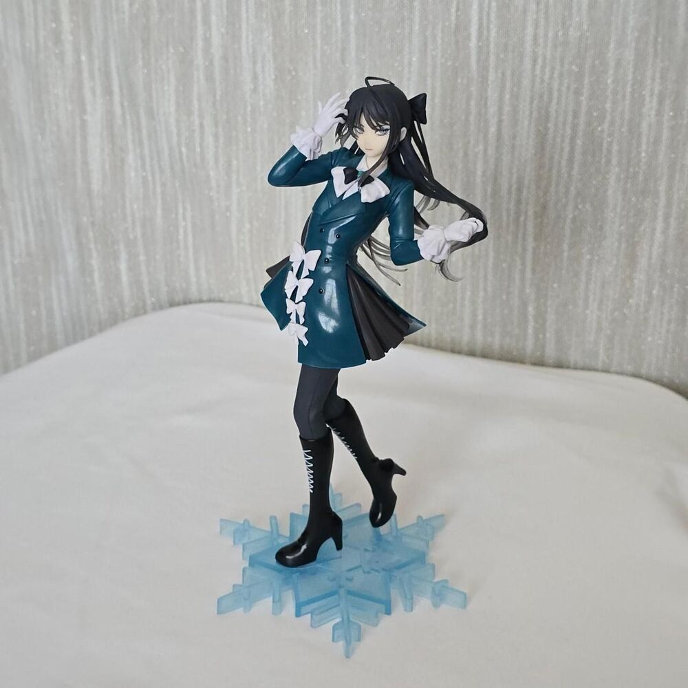Ado Round1 Winter Figure